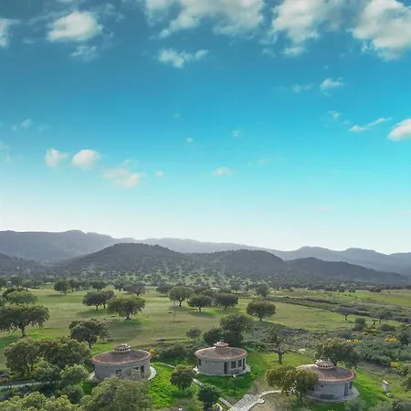 Chozos Del Geoparque