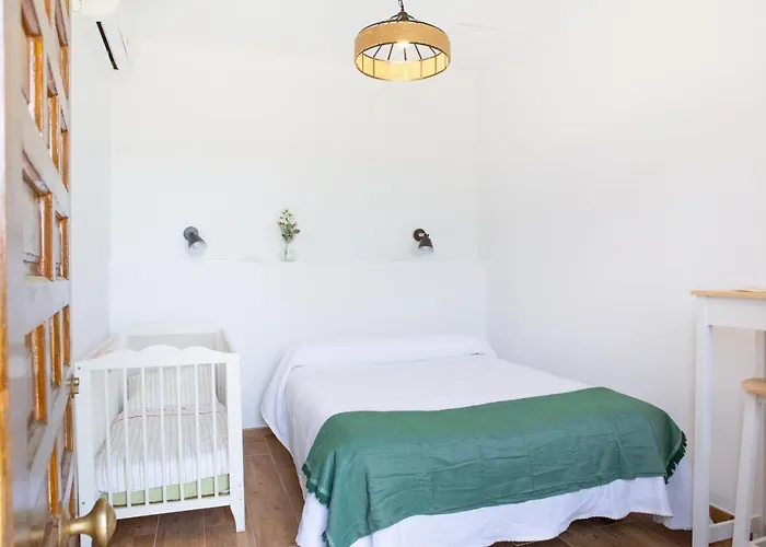 Chozos Del Geoparque Carrascalejo