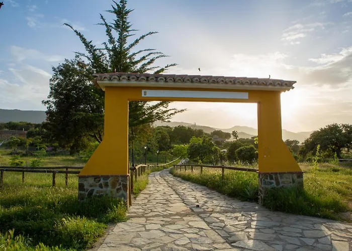 Chozos Del Geoparque * Carrascalejo